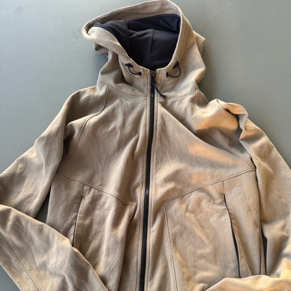 Zella Men’s Black and Tan Jacket